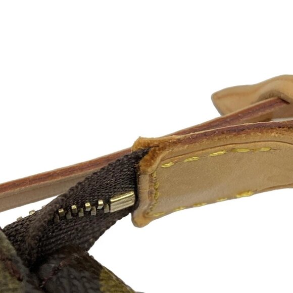 LOUIS VUITTON Pochette Accessoires Monogram Handbag 728-082325 - Picture 9 of 14